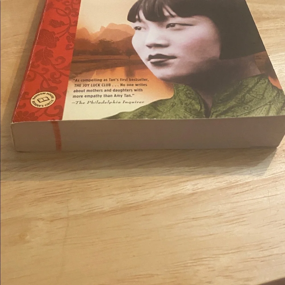 The Bonesetter's Daughter by Amy Tan Paperback Book